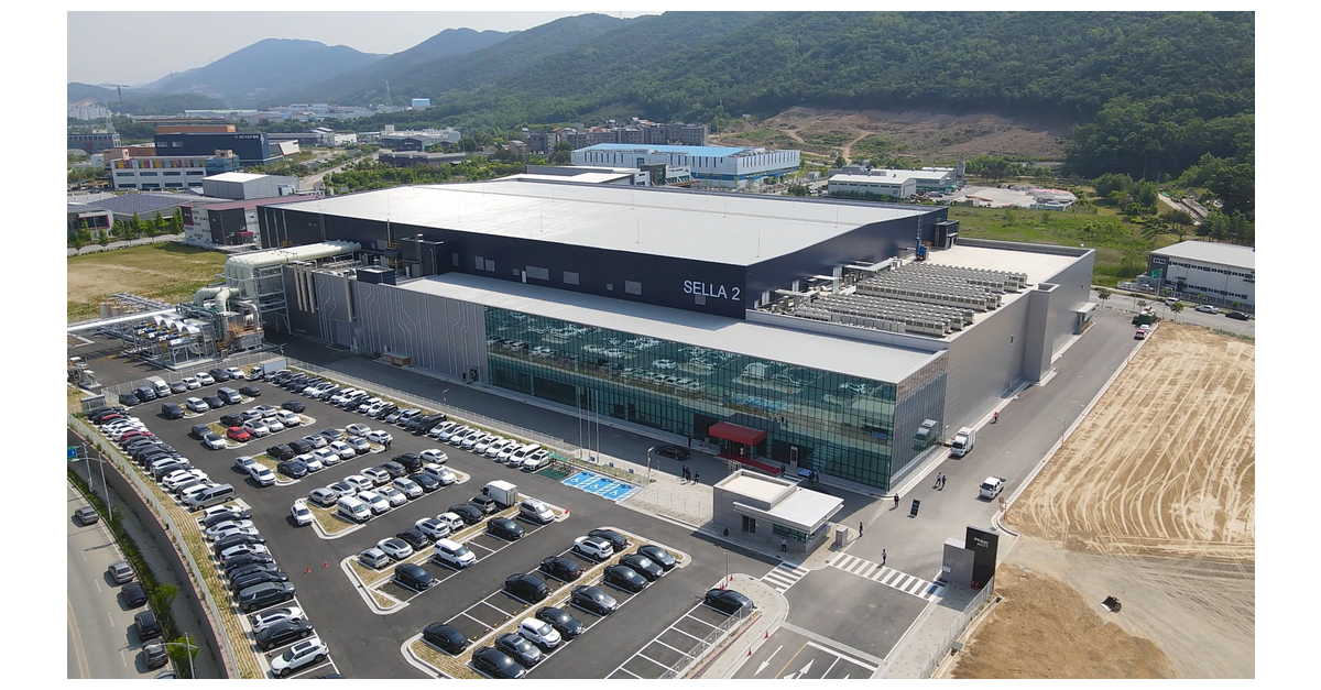 solaredge-begins-shipment-of-new-battery-cell-line-for-stationary-energy-storage-applications